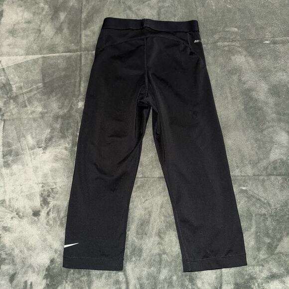 Nike Pro Crop Dri-Fit Leggings Black Size Small Activewear Yoga Running - Picture 2 of 7